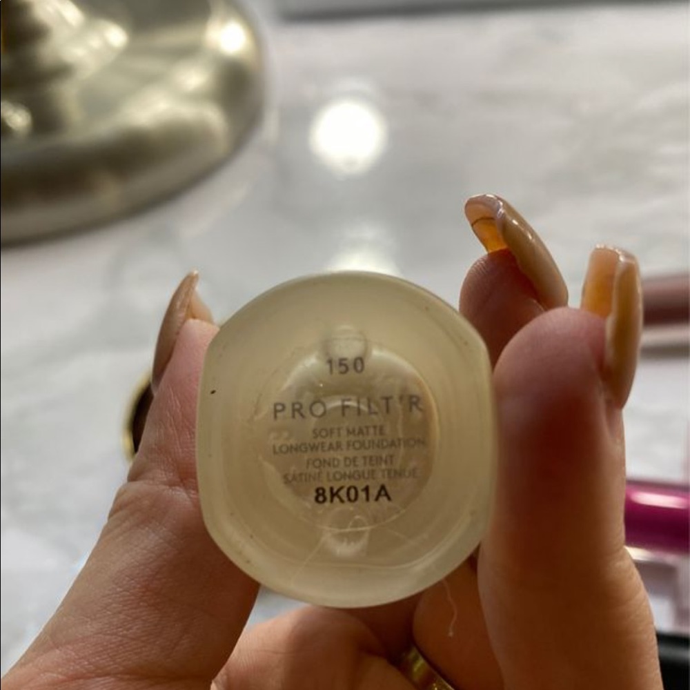 FENTY beauty FOUNDATION